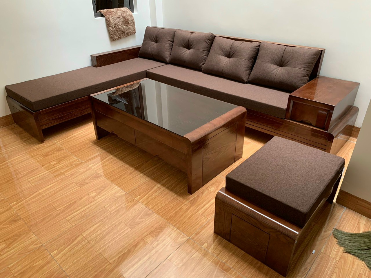 Sofa Gỗ Phòng Khách Đẹp Mẫu Mới 2025